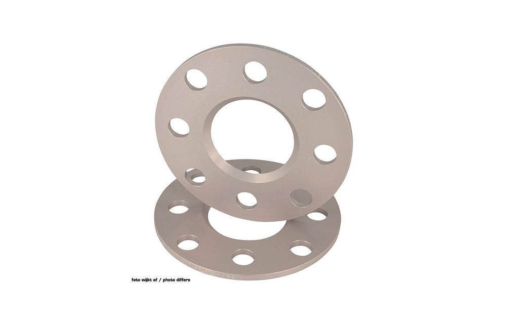 H&R TRAK+ DR 7mm spacer hubcentric bore detail 71.6mm