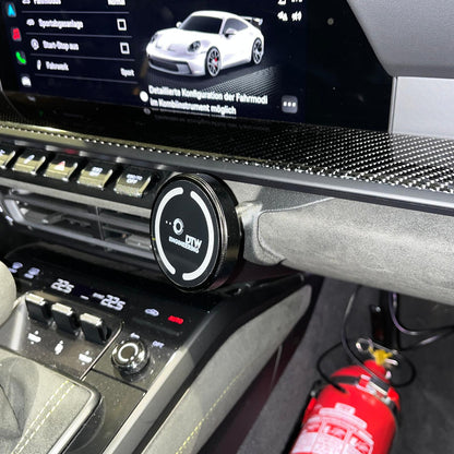 Triebwerk magnetic phone mount on dashboard and glove box of 911 992