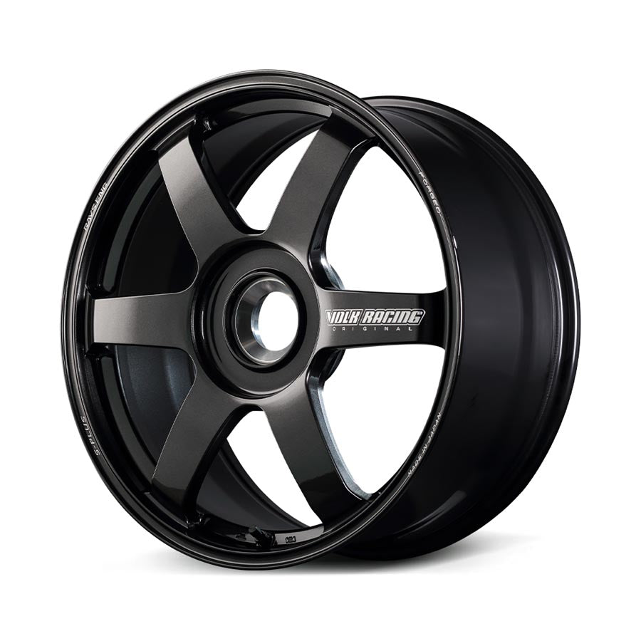 Volk Racing TE37 Saga S-Plus centerlock wheel in diamond dark gunmetal on white background.